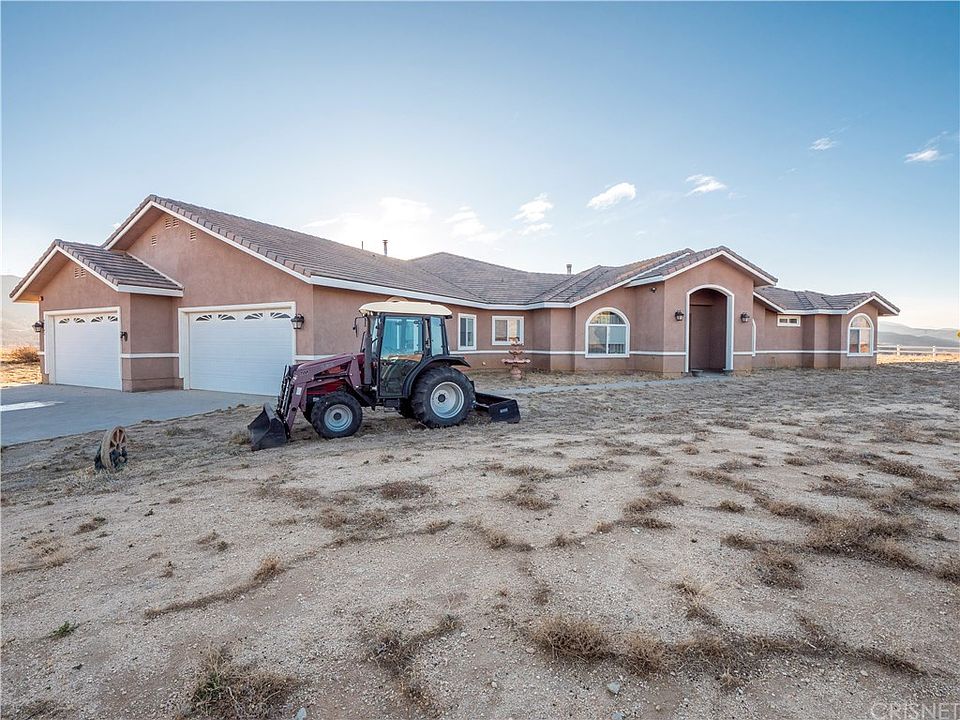 1st image of 40741 Giamillo Dr