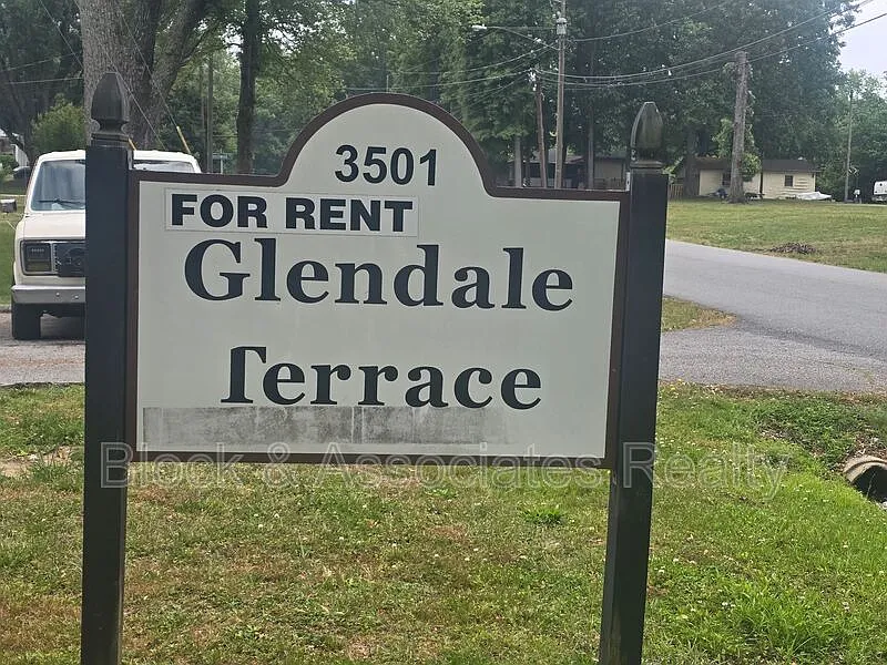 Building Photo - 3501 Glendale Dr #F