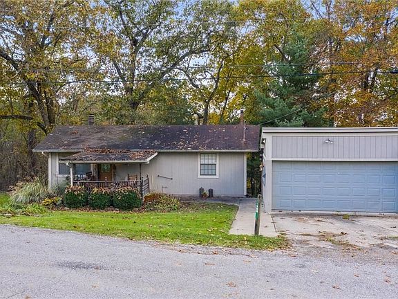 2nd image of 11 High Point Dr