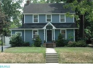 409 Brevoort Rd, Columbus, OH 43214