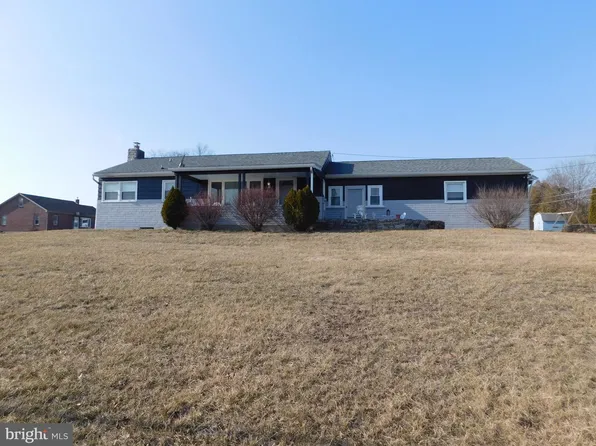 305 Stevens Ave, Bernville, PA 19506