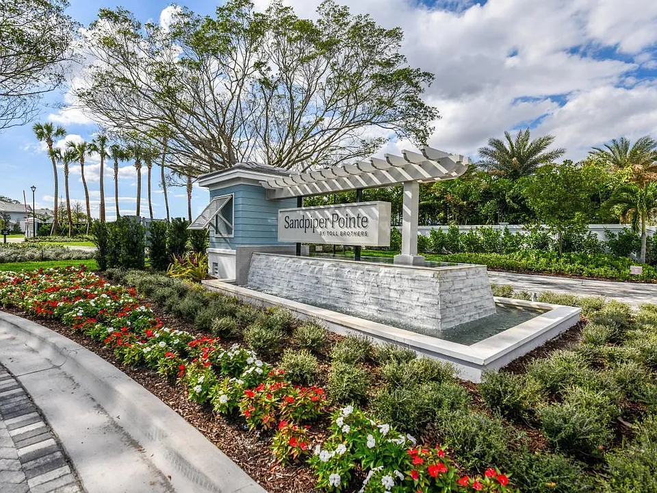540 Sanderling Cir