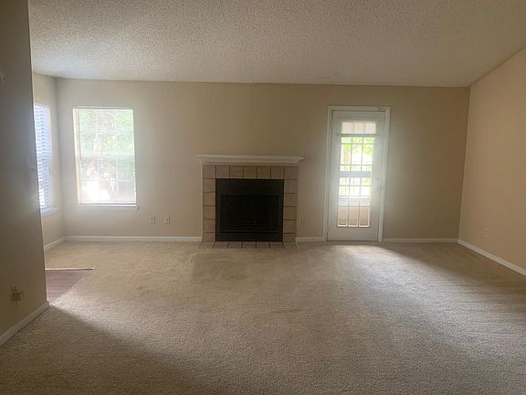 2nd image of 5587 Devonbriar Way APT J204