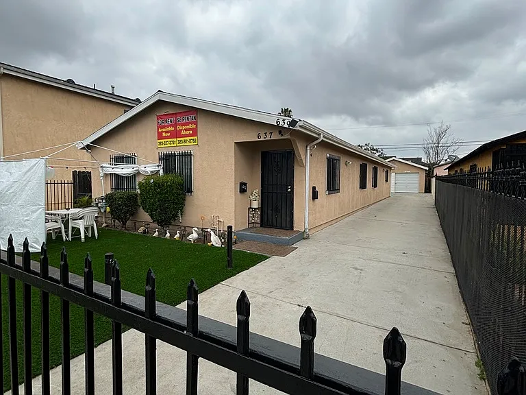 639 E 87th Pl — Photo 3