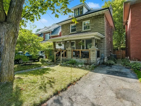 207 Waterloo Ave, Guelph, ON N1H 3J4