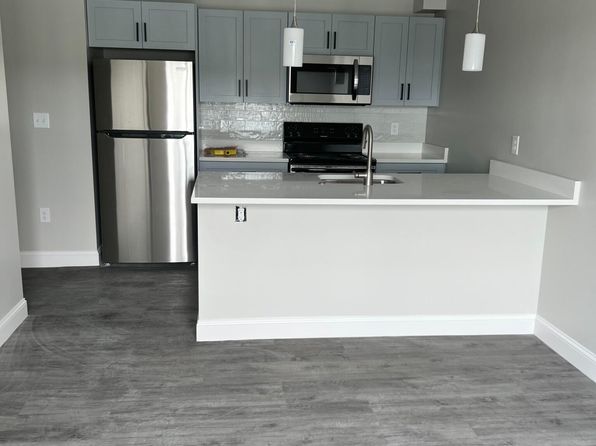 882 W Massachusetts Ave #4