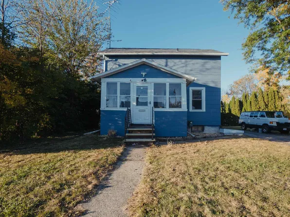 335 W 9th St, Fond Du Lac, WI 54935