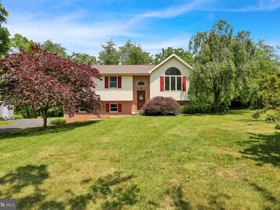 129 Deck Rd, Womelsdorf, PA, 19567