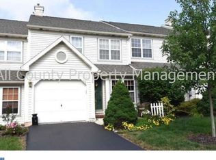 112 Wessex Ct, Reading, PA 19606