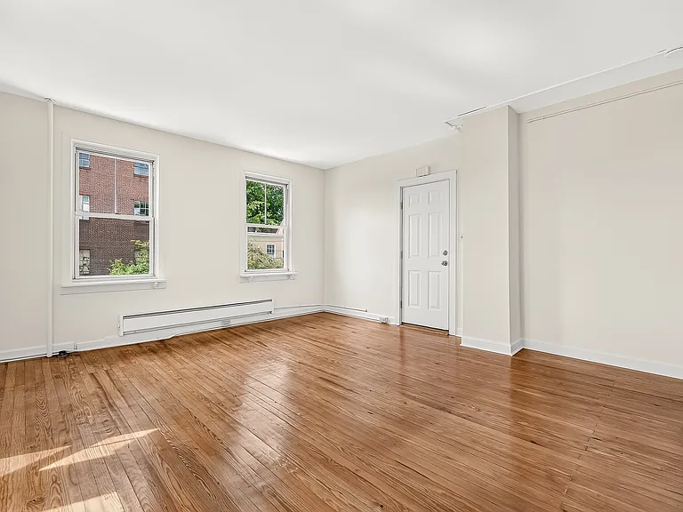 243 E 2nd St #2 — Photo 3