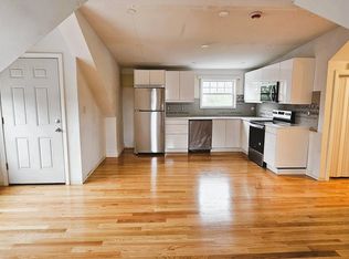 153 5th St #3, Providence, RI 02906