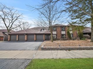 3221 184th St APT 1A, Homewood, IL