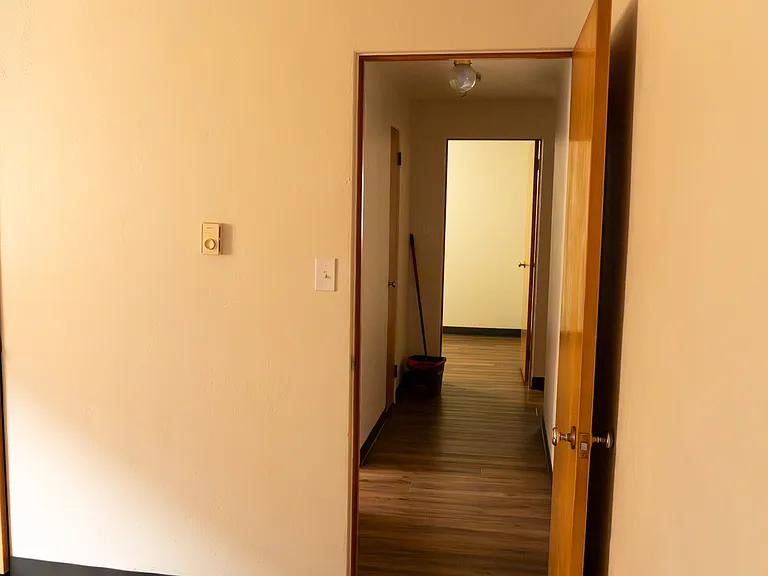 348 Station St #14 — Photo 11