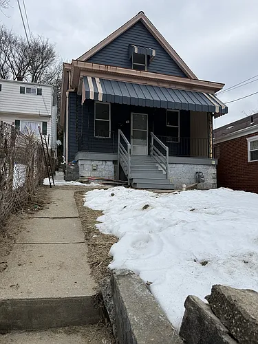 809 Lamont St Photo 1