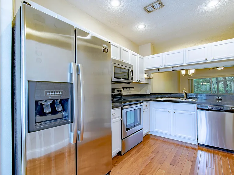 8639 Hunters Key Cir — Photo 8