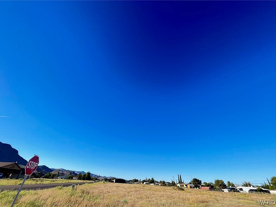 2nd image of 4600 N Stockton Hill Road