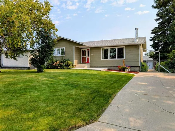 501 W 4th St NE, Slave Lake, AB T0G 2A2
