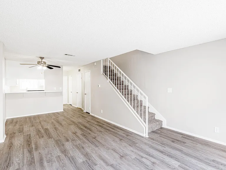 Woodlands West — Photo 23
