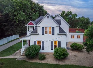 1201 Hovey Ave, Normal, IL 61761