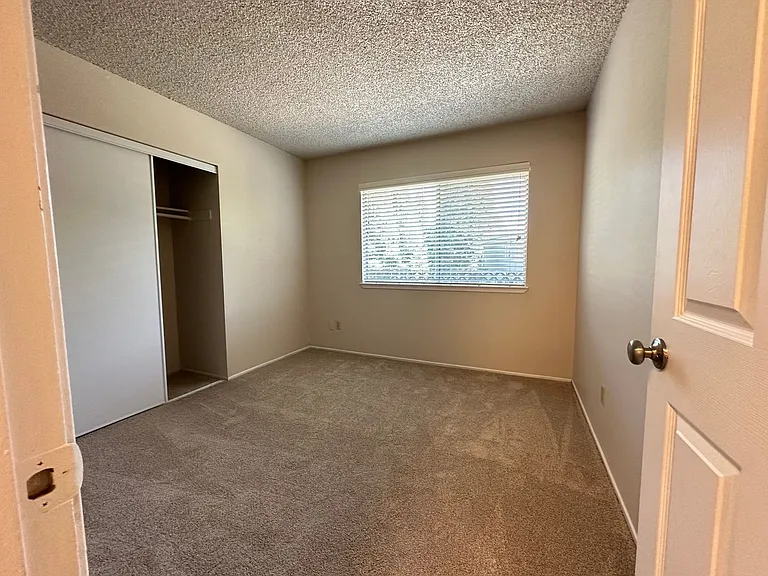 Northridge Terrace Apartments at 4900-4948 Stamas Lane, Fair Oaks California — Photo 69