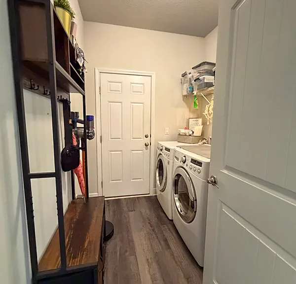 593 Riverwalk Cir — Photo 11