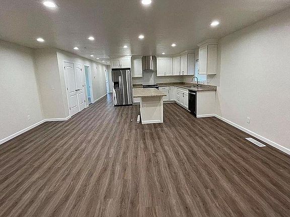 2nd image of 2801 Cutting Blvd