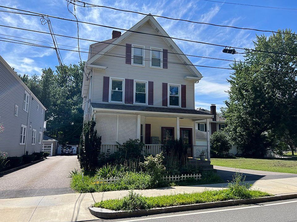 76 Austin St APT 1, Newtonville, MA 02460 | Zillow