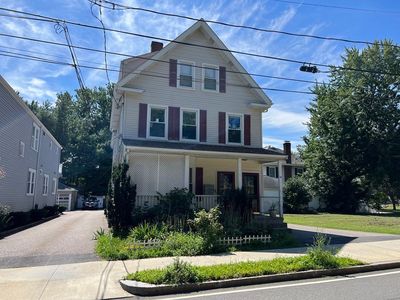 76 Austin St APT 1, Newtonville, MA, 02460