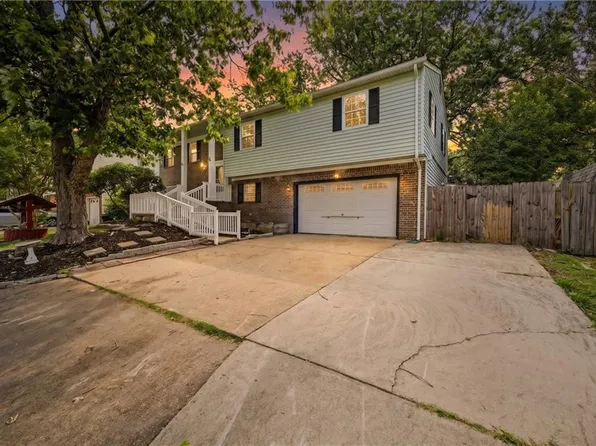 1412 Talisman Cir, Virginia Beach, VA 23464