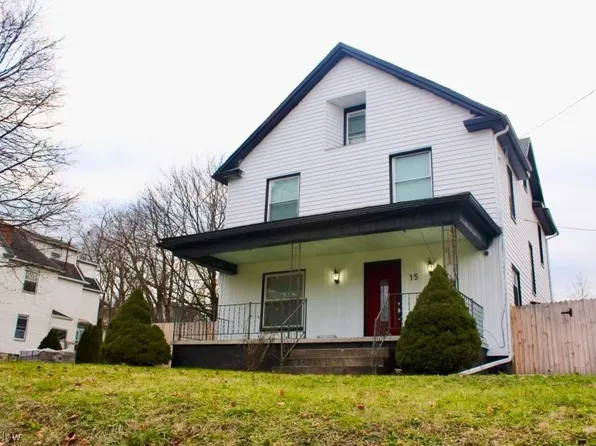 15 Hawthorne St, Struthers, OH 44471