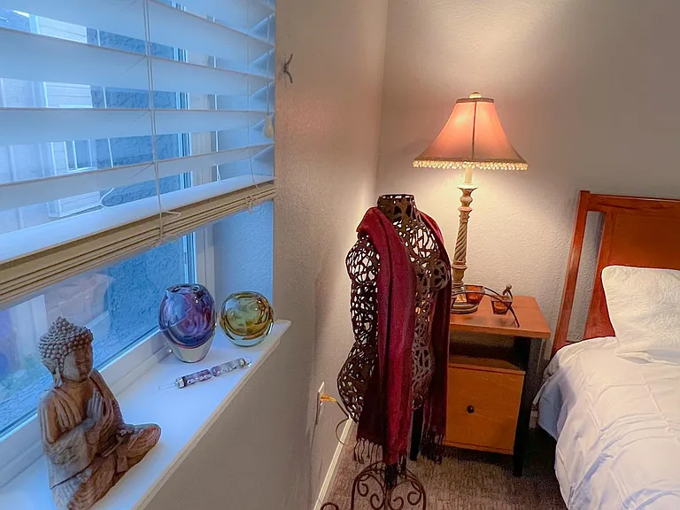 Bedroom2.