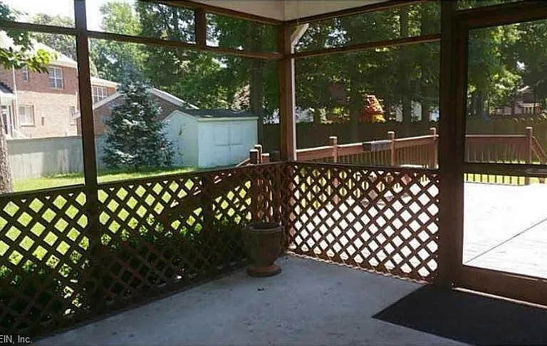 840 Beckley Ln — Photo 5