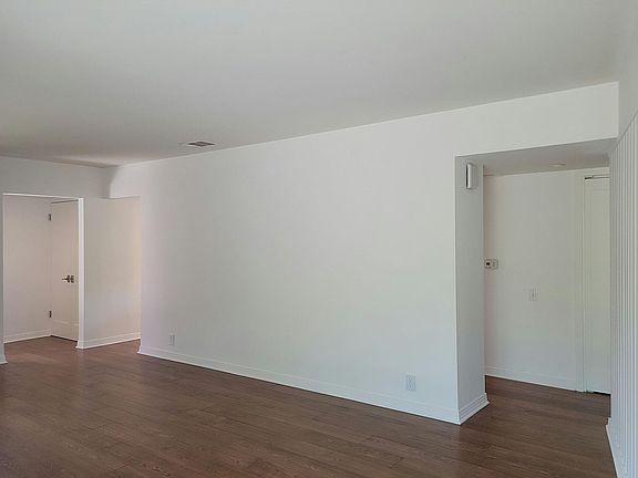5th image of 259 Grace Dr