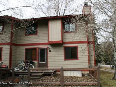 340 E Simpson Ave APT 12, Jackson, WY, 83001