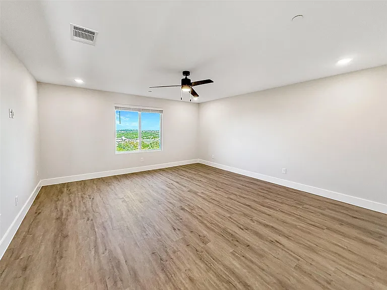 5607 Mobeetie Loop — Photo 11