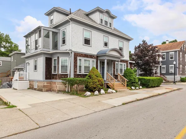 596 County St, New Bedford, MA 02740