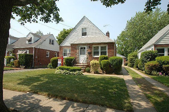 2nd image of 1519 Lincoln Ave