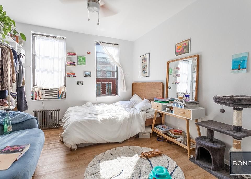 1st image of 149 1st Ave APT 13F