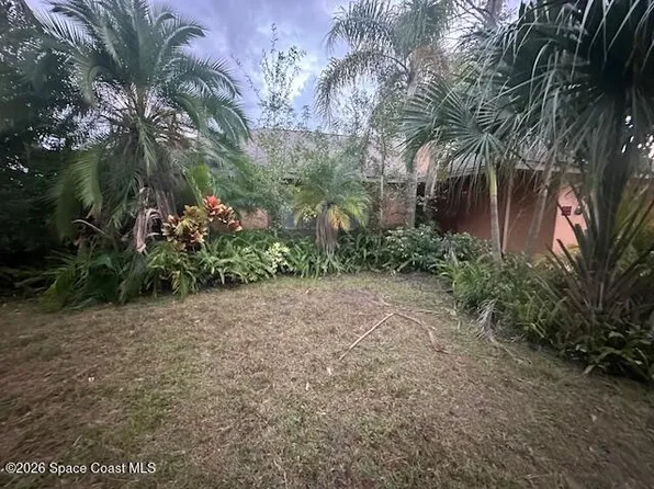 434 Barcelona Rd SE, Palm Bay, FL 32909