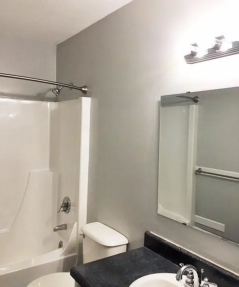 511 Sherwood Ct — Photo 10