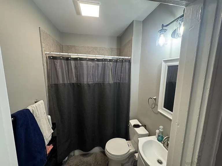 1318 S Brook St #2 — Photo 10