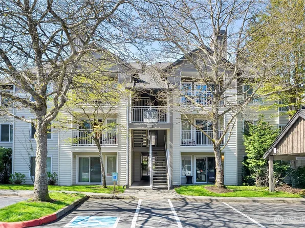 12303 Harbour Pointe Boulevard #EE304, Mukilteo, WA 98275