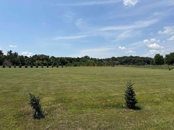 3rd image of LOT 71 Country Club Dr