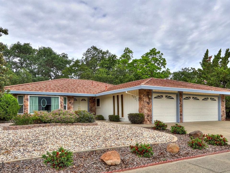 2nd image of 4430 Willowglen Way