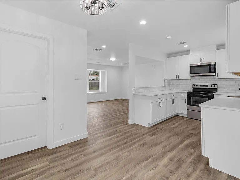 179 Mill St — Photo 15