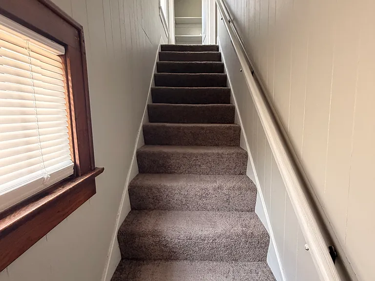 1616 W High St — Photo 4