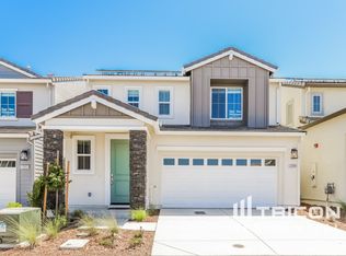 2099 Comstock Ln, Lincoln, CA 95648