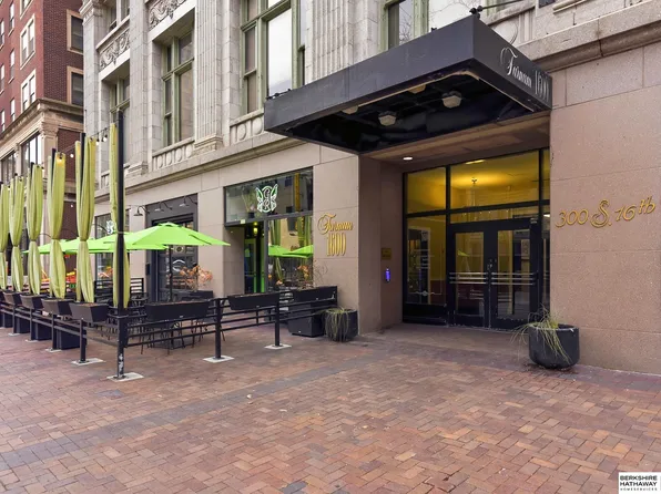 300 S 16th St APT 701, Omaha, NE 68102