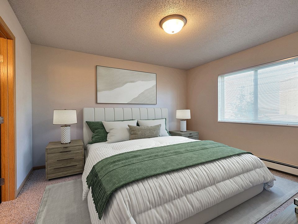 Fargo, ND East Bridge Apartments | Bedroom