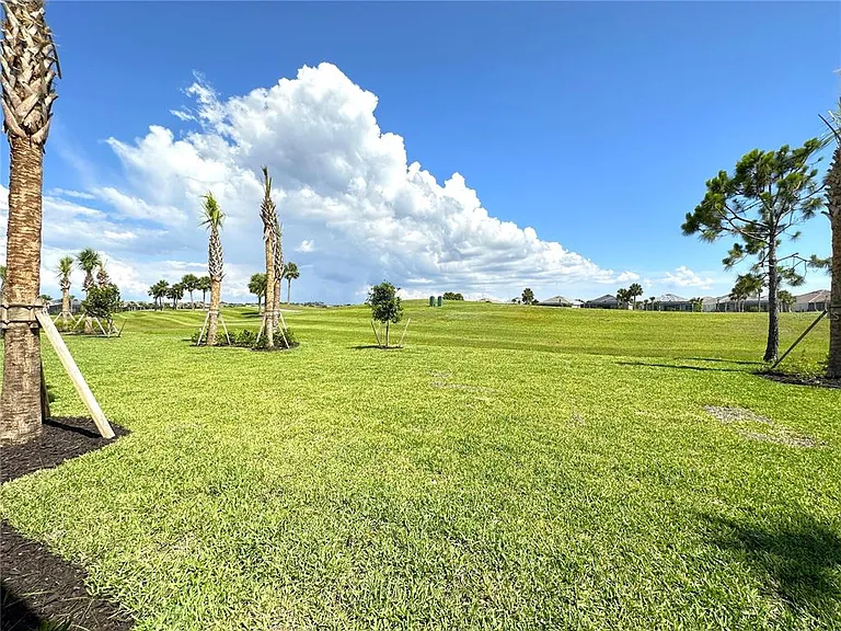 25115 Longmeadow Dr — Photo 30